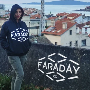 sudadera la jaula de faraday modelo baby 2